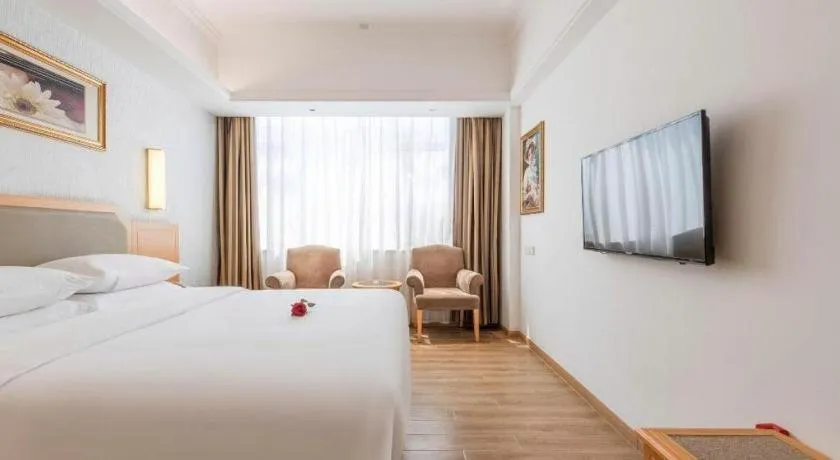 Bed in Vienna Hotel Guangdong Foshan Wenhua North Road
