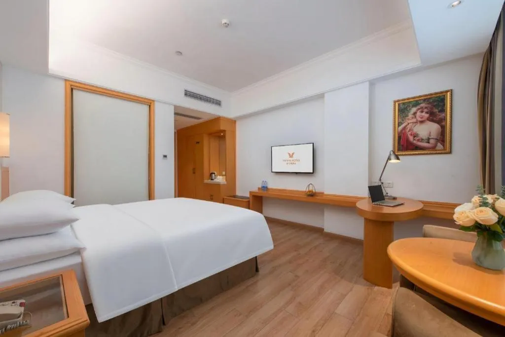 Bed in Vienna Hotel Guangdong Foshan Wenhua North Road