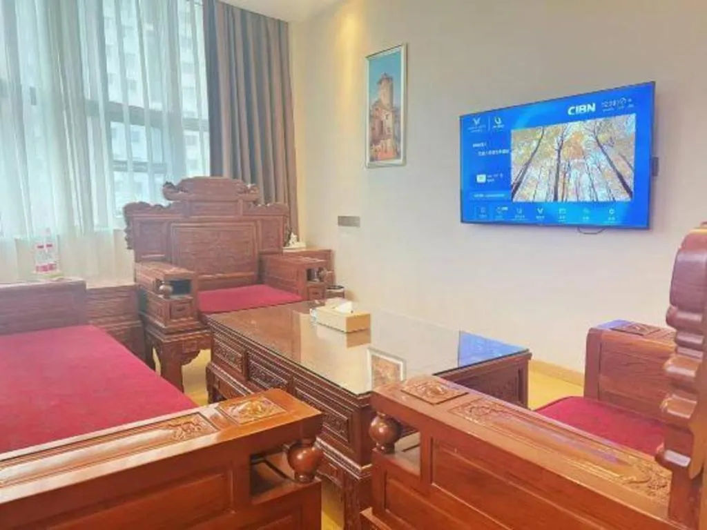 Vienna Hotel Zhengzhou Fengchan Road Fortune Plaza