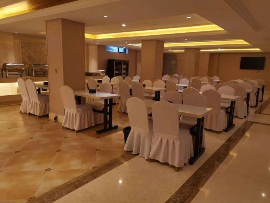 Vienna Hotel Zhengzhou Fengchan Road Fortune Plaza