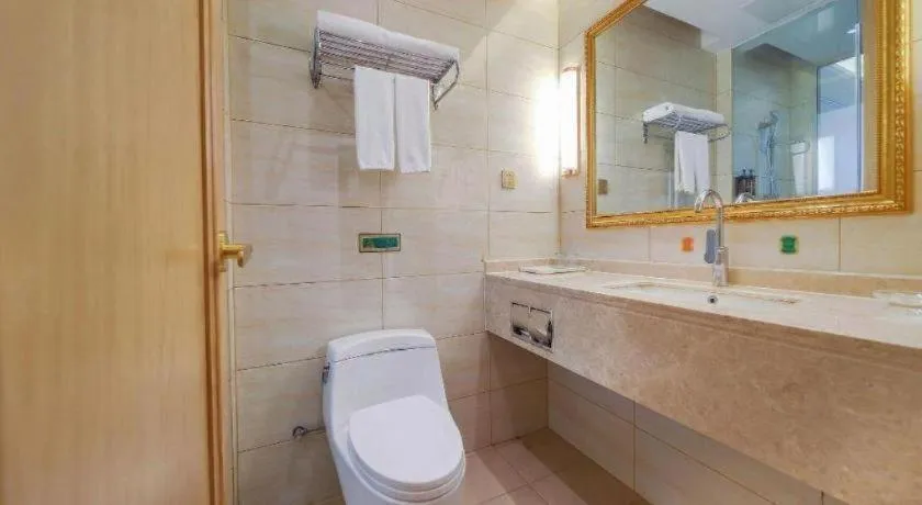 Vienna Hotel Zhengzhou Fengchan Road Fortune Plaza