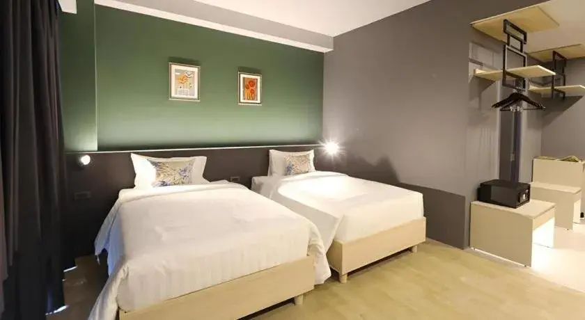 Bed in THE EnCony Bed in THE EnCony