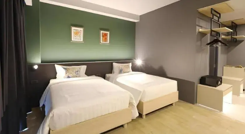 Bed in THE EnCony Bed in THE EnCony