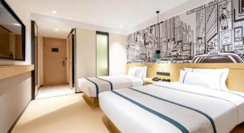 Bed in City Comfort Inn Nanning Kuaihuan Building Materials Market Yongwu Road Metro Station