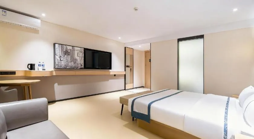 Bed in City Comfort Inn Nanning Kuaihuan Building Materials Market Yongwu Road Metro Station