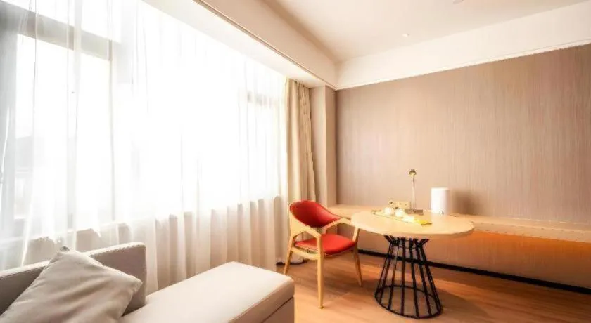 Echeng Hotel Lhasa Potala Palace