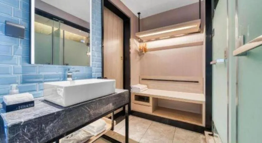 Bed in Echarm Hotel Chengdu Global Center Century City New Exhibition