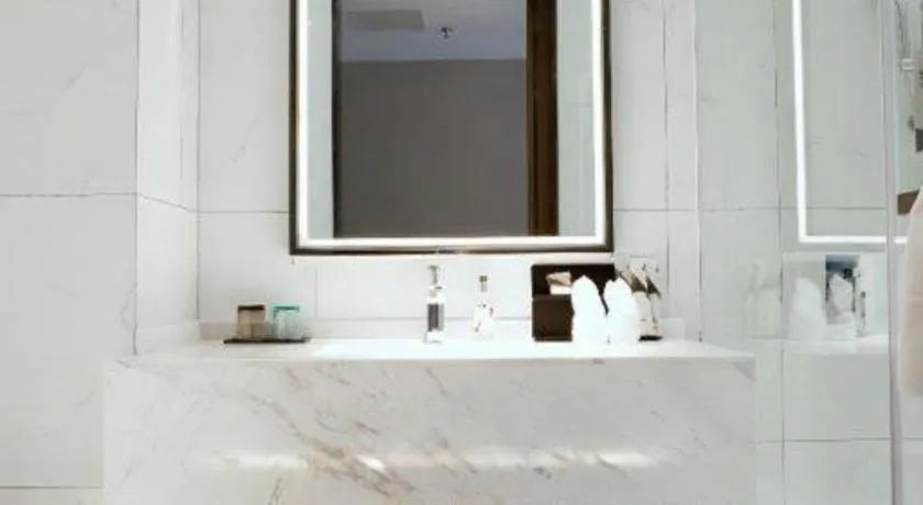 Borrman Hotel Baise High-speed Railway Station Hengning Plaza