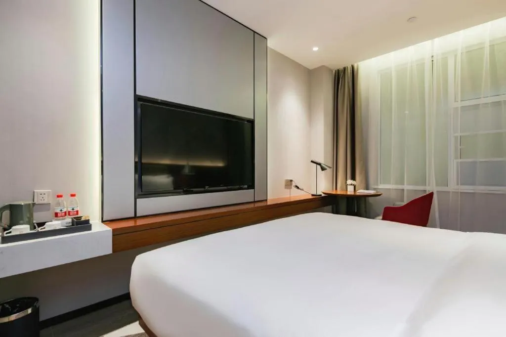 Bed in Borrman Hotel Xi'an North High-speed Railway Station