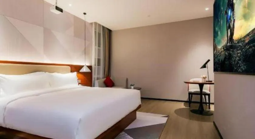 Bed in Borrman Hotel Xi'an North High-speed Railway Station