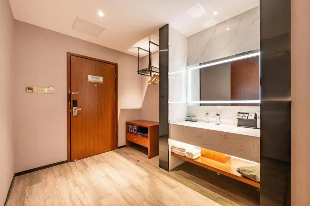 Bed in Borrman Hotel Xi'an North High-speed Railway Station