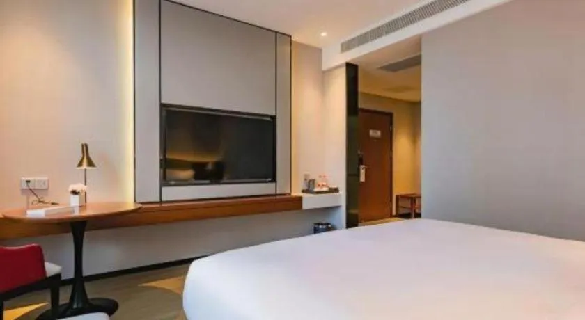 Bed in Borrman Hotel Xi'an North High-speed Railway Station