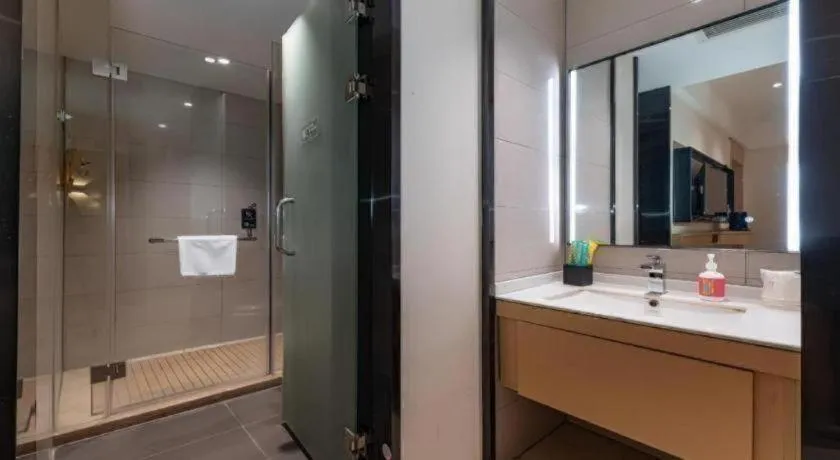 City Comfort Inn Jingzhou Fantawild Shashi Middle School