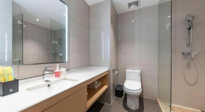 City Comfort Inn Jingzhou Fantawild Shashi Middle School