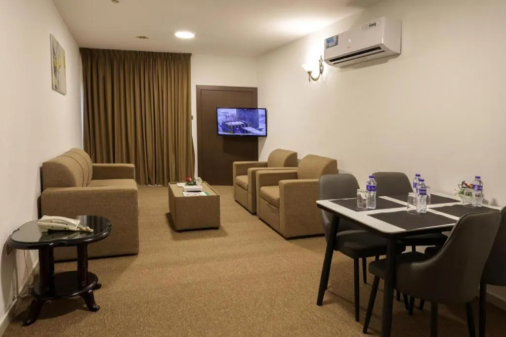 Click Grand Hotel - Bur Dubai