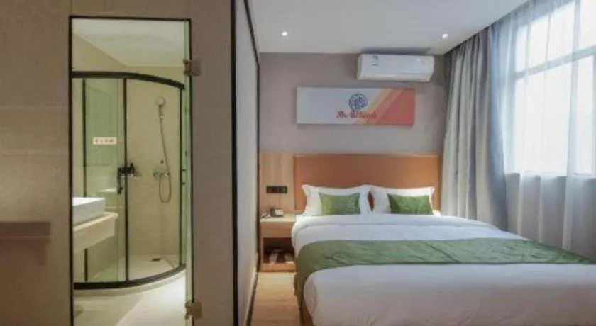 Bed in Shell Hotel Shnaghai Beiqiao Metro Station