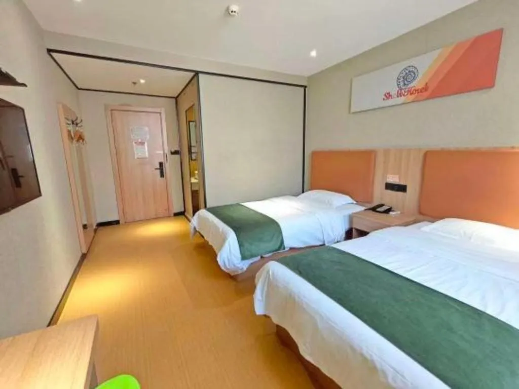 Bed in Shell Hotel Shnaghai Beiqiao Metro Station