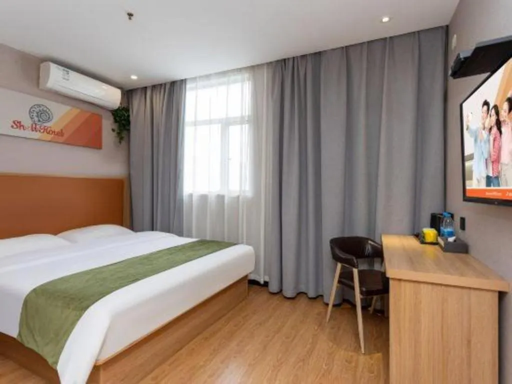 Bed in Shell Hotel Shnaghai Beiqiao Metro Station