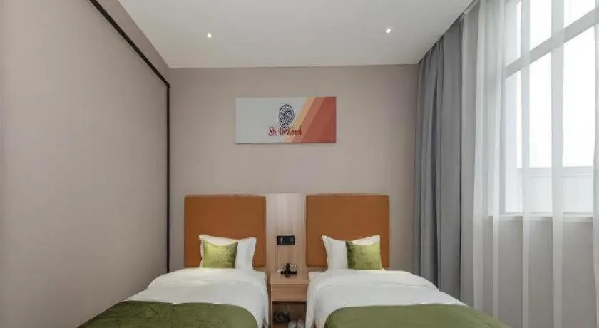 Bed in Shell Hotel Shnaghai Beiqiao Metro Station