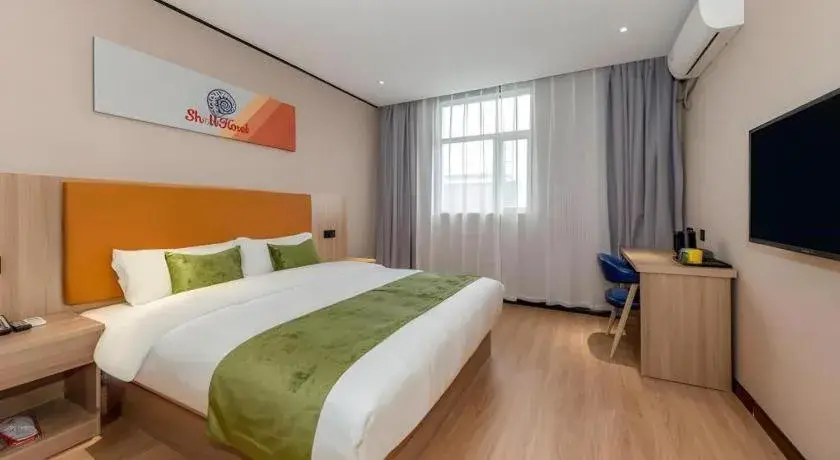 Bed in Shell Hotel Shnaghai Beiqiao Metro Station Bed in Shell Hotel Shnaghai Beiqiao Metro Station