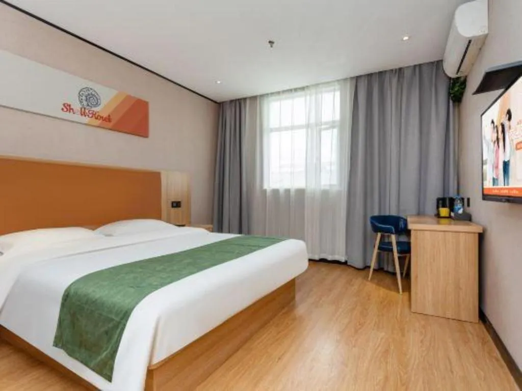 Bed in Shell Hotel Shnaghai Beiqiao Metro Station