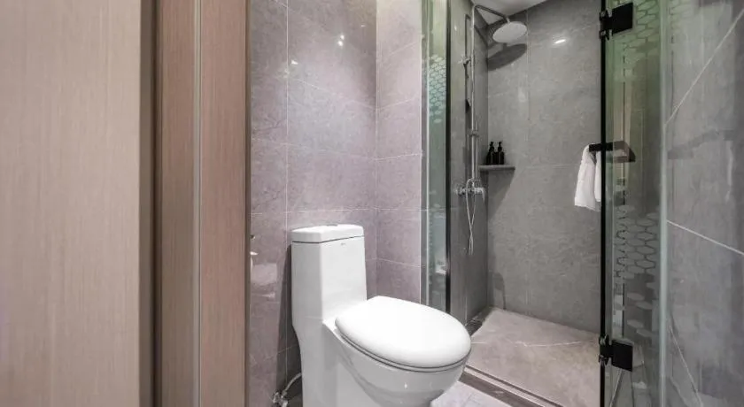 GreenTree Eastern Chongqing Yangjiaping Pedestrian Street Mixc Hotel