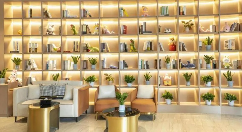 GreenTree Eastern Chongqing Yangjiaping Pedestrian Street Mixc Hotel