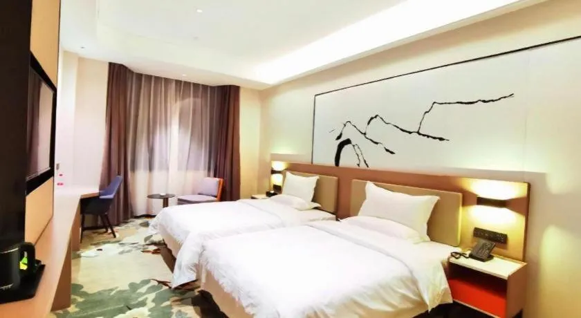 Bed in GreenTree Eastern Chongqing Yangjiaping Pedestrian Street Mixc Hotel