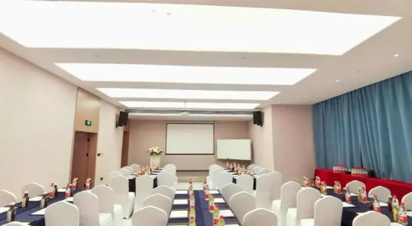 GreenTree Eastern Chongqing Yangjiaping Pedestrian Street Mixc Hotel GreenTree Eastern Chongqing Yangjiaping Pedestrian Street Mixc Hotel