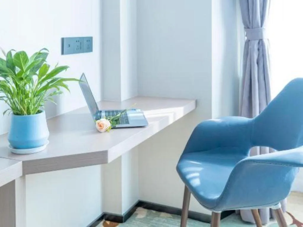 GreenTree Eastern Chongqing Yangjiaping Pedestrian Street Mixc Hotel