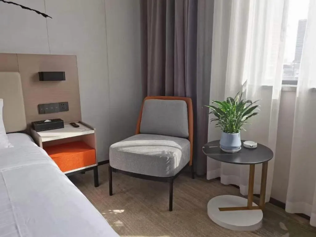 Bed in GreenTree Eastern Chongqing Yangjiaping Pedestrian Street Mixc Hotel