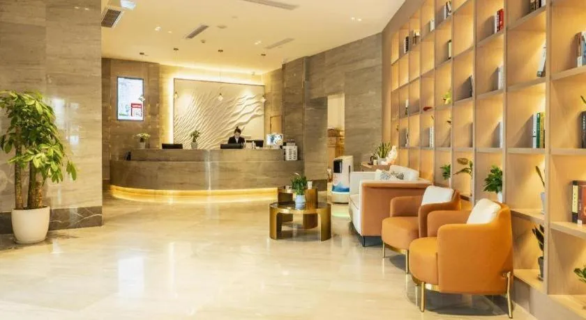 GreenTree Eastern Chongqing Yangjiaping Pedestrian Street Mixc Hotel