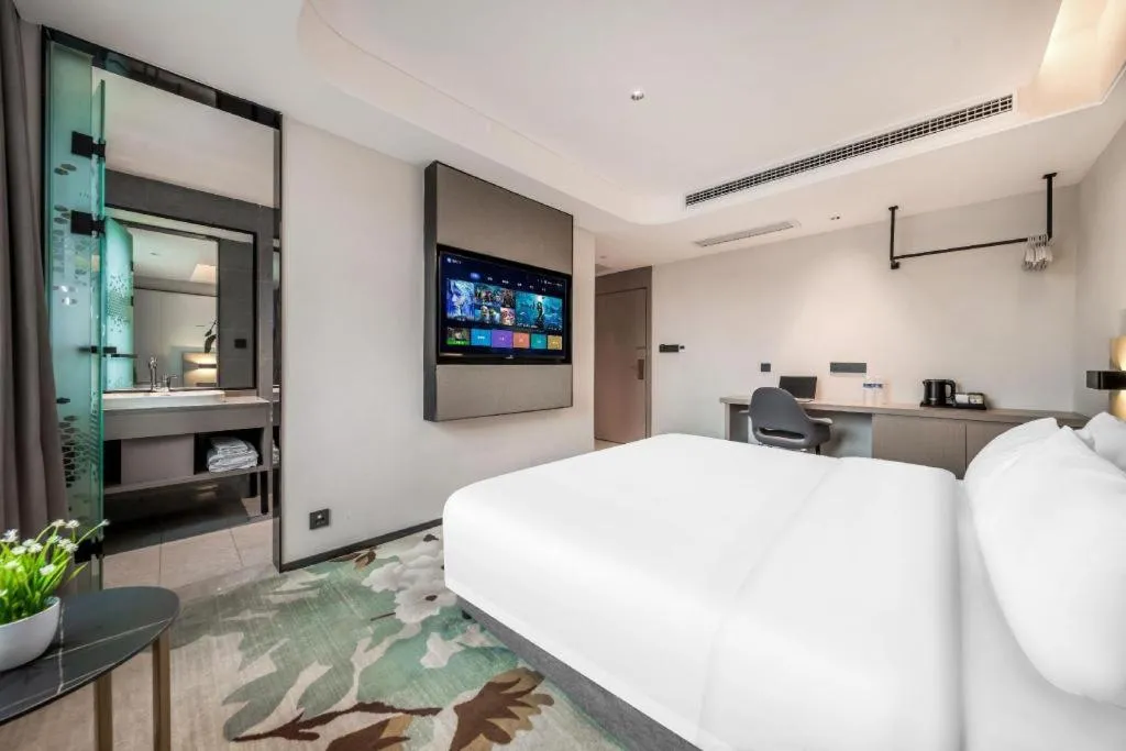 Bed in GreenTree Eastern Chongqing Yangjiaping Pedestrian Street Mixc Hotel