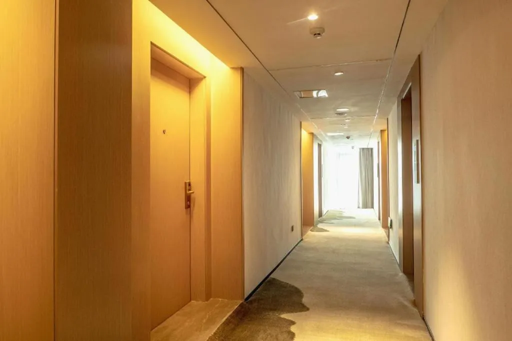 GreenTree Eastern Chongqing Yangjiaping Pedestrian Street Mixc Hotel