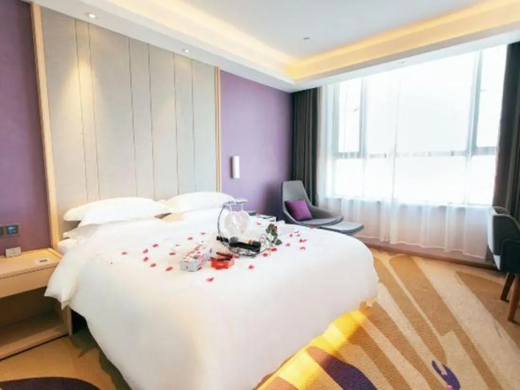 Bed in GreenTree Eastern Hotel Kashgar Oid City Xiangfei Park