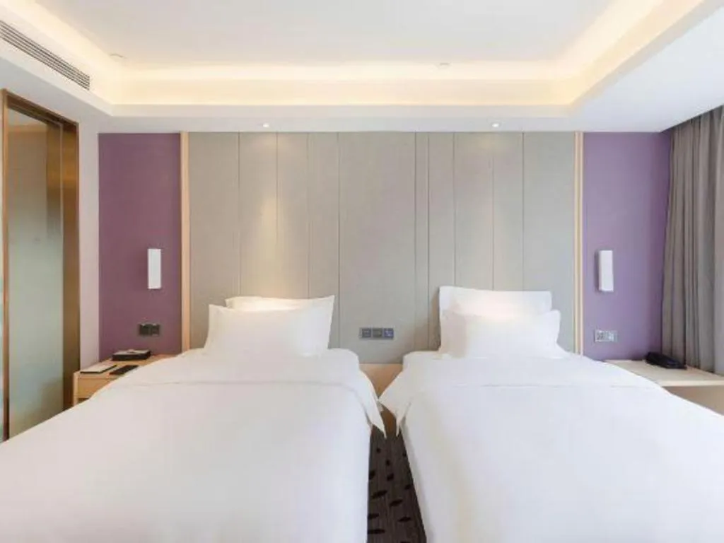 Bed in GreenTree Eastern Hotel Kashgar Oid City Xiangfei Park