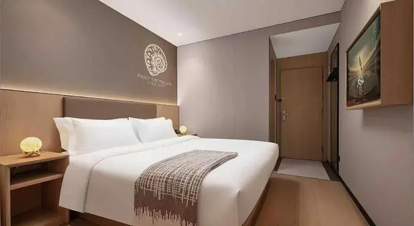 Bed in Shell Hotel Beijing Shunyi District Shunyi Metro Station Bed in Shell Hotel Beijing Shunyi District Shunyi Metro Station