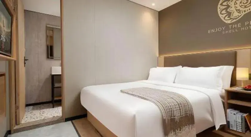 Bed in Shell Hotel Beijing Shunyi District Shunyi Metro Station Bed in Shell Hotel Beijing Shunyi District Shunyi Metro Station