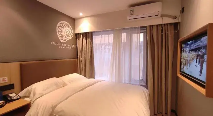 Bed in Shell Hotel Beijing Shunyi District Shunyi Metro Station Bed in Shell Hotel Beijing Shunyi District Shunyi Metro Station