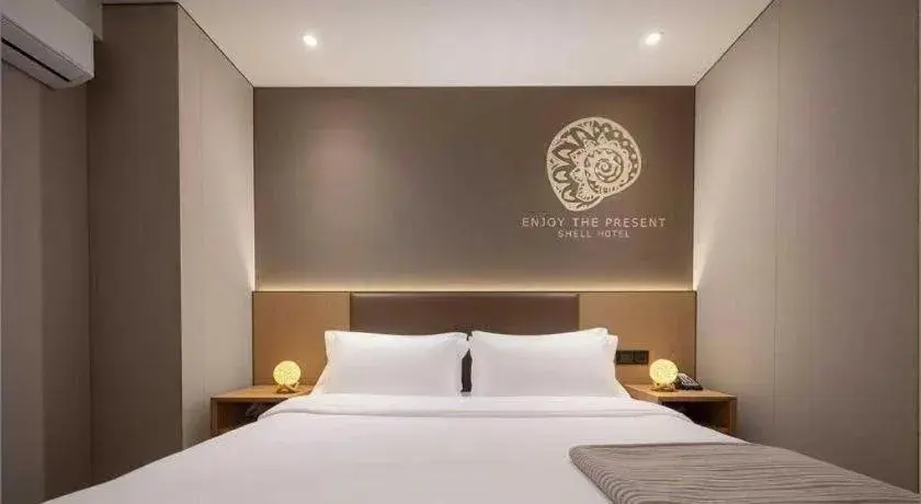 Bed in Shell Hotel Beijing Shunyi District Shunyi Metro Station Bed in Shell Hotel Beijing Shunyi District Shunyi Metro Station