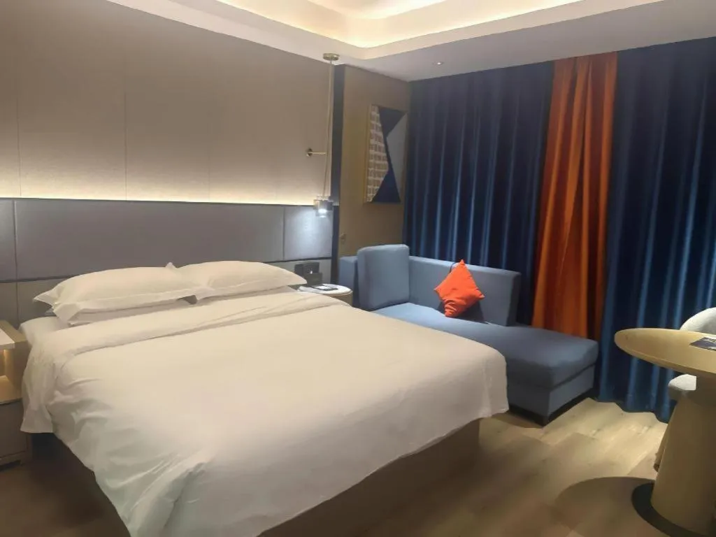 Bed in Gya Hotel Zhuhai International Airport New Town