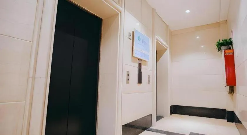 Bed in Green Tree Inn Luoyang Fenghuang Mansion Mudan Square Metro Station