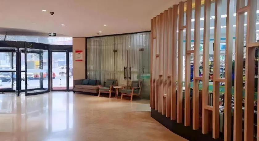 Green Tree Inn Luoyang Fenghuang Mansion Mudan Square Metro Station