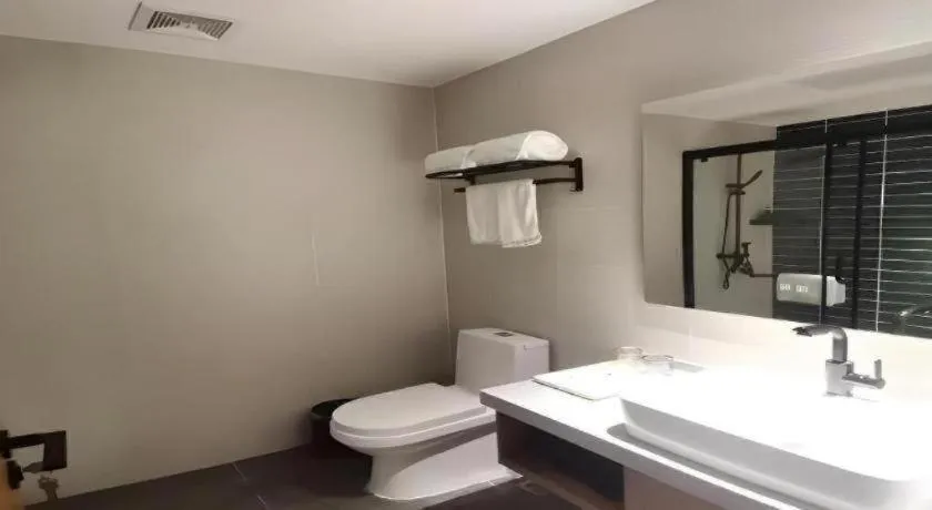 Green Tree Inn Luoyang Fenghuang Mansion Mudan Square Metro Station