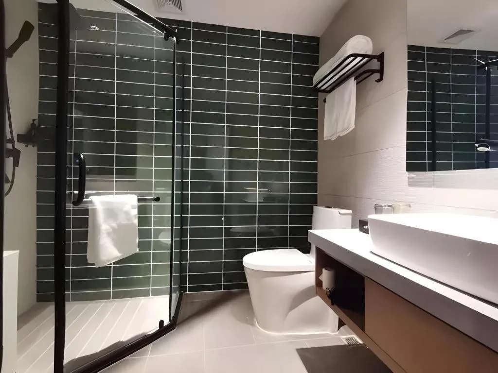 Green Tree Inn Luoyang Fenghuang Mansion Mudan Square Metro Station