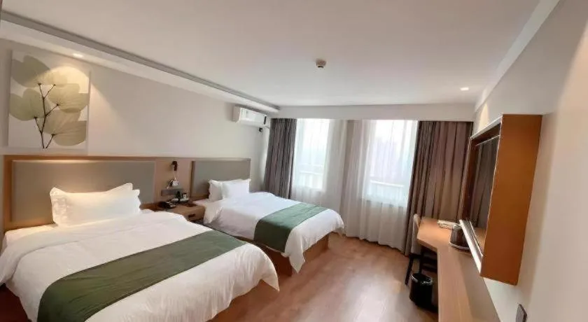 Bed in Green Tree Inn Luoyang Fenghuang Mansion Mudan Square Metro Station