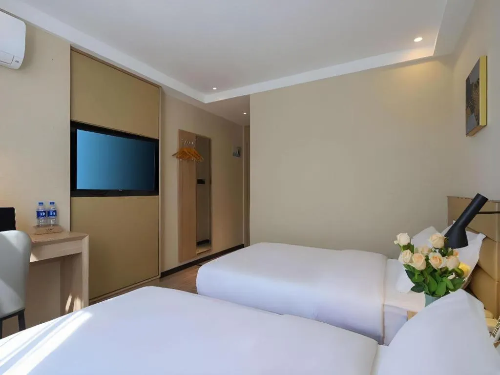 Bed in Green Tree Inn Nanjing Xinjiekou Wangfu Avenue