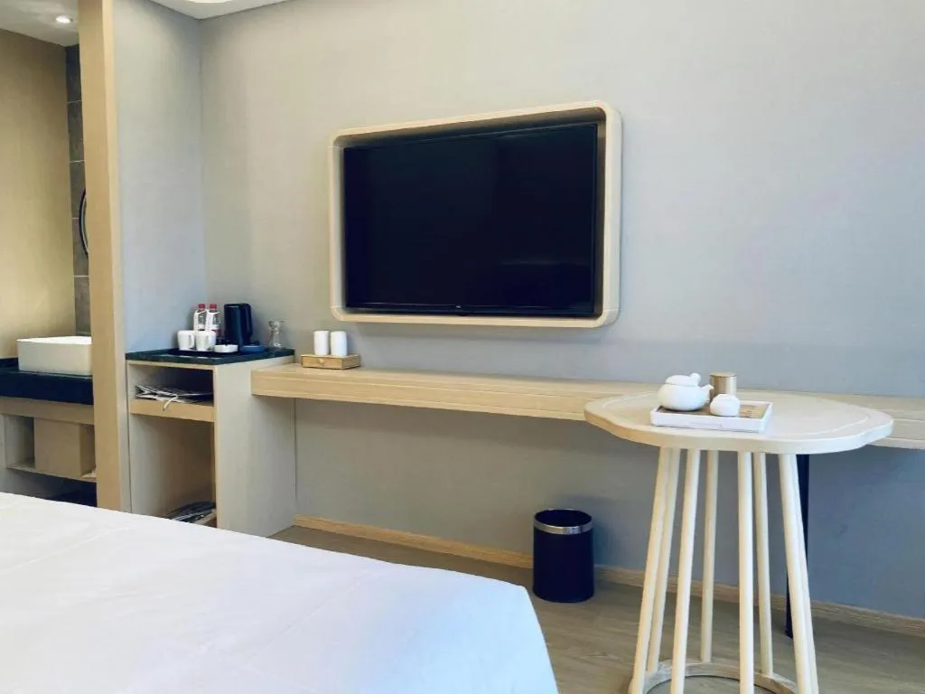 Bed in Deep Sleep Hotel Nanjing Confucius Temple Metro Station