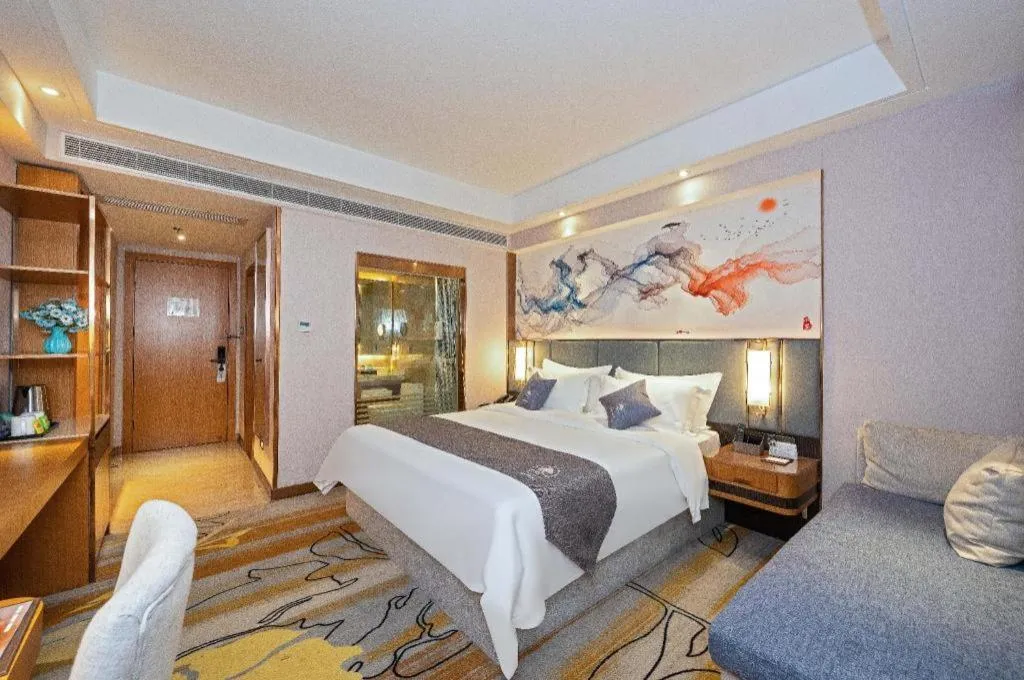 Bed in Green Tree Inn Zhuhai International Airport Huafa Shangdu