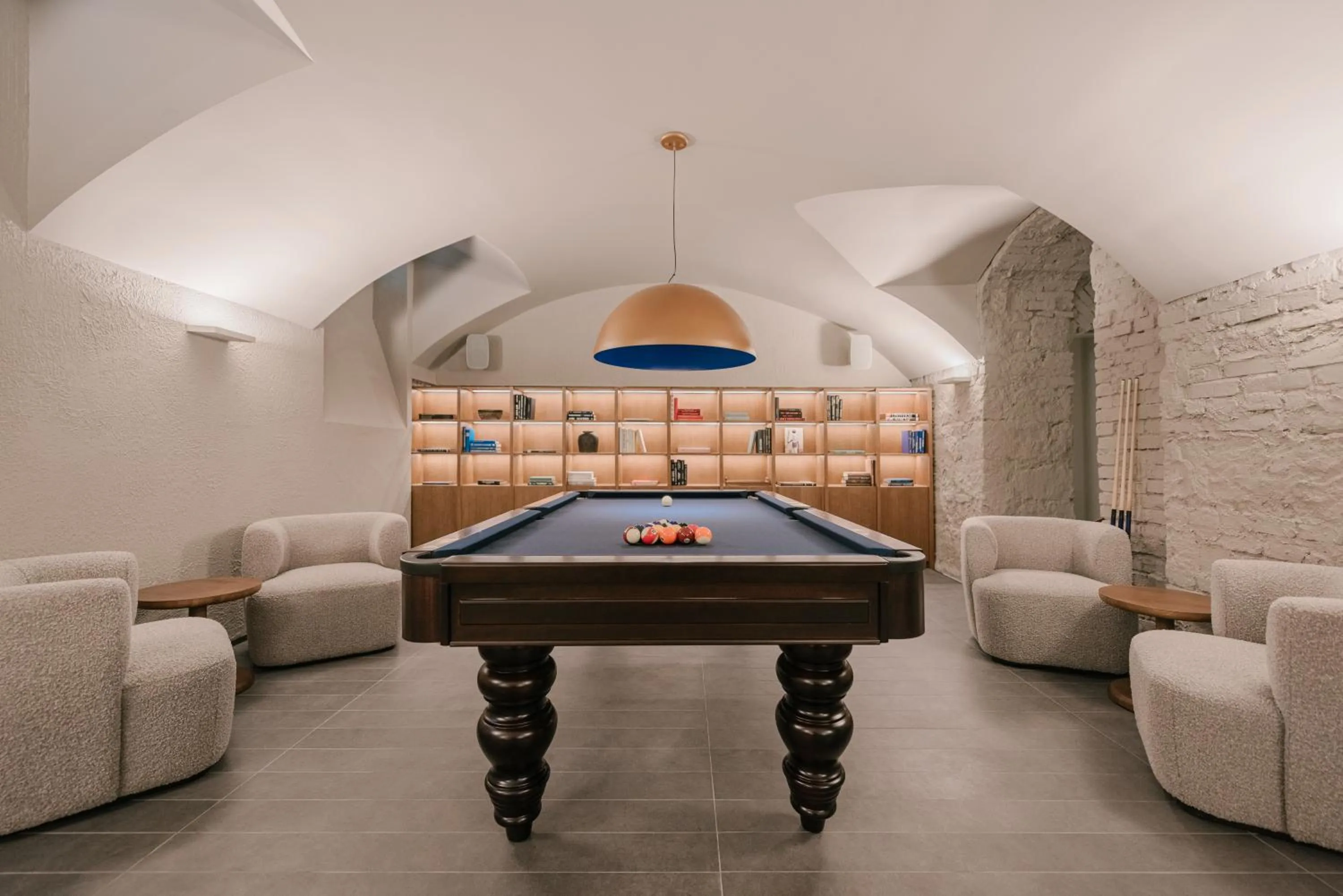 Billiard in BoHo Hotel Budapest - Small Luxury Hotels